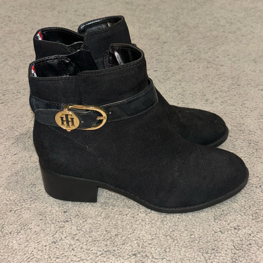Women's Tommy Hilfiger low cut riding boot with Hold buckle and zipper